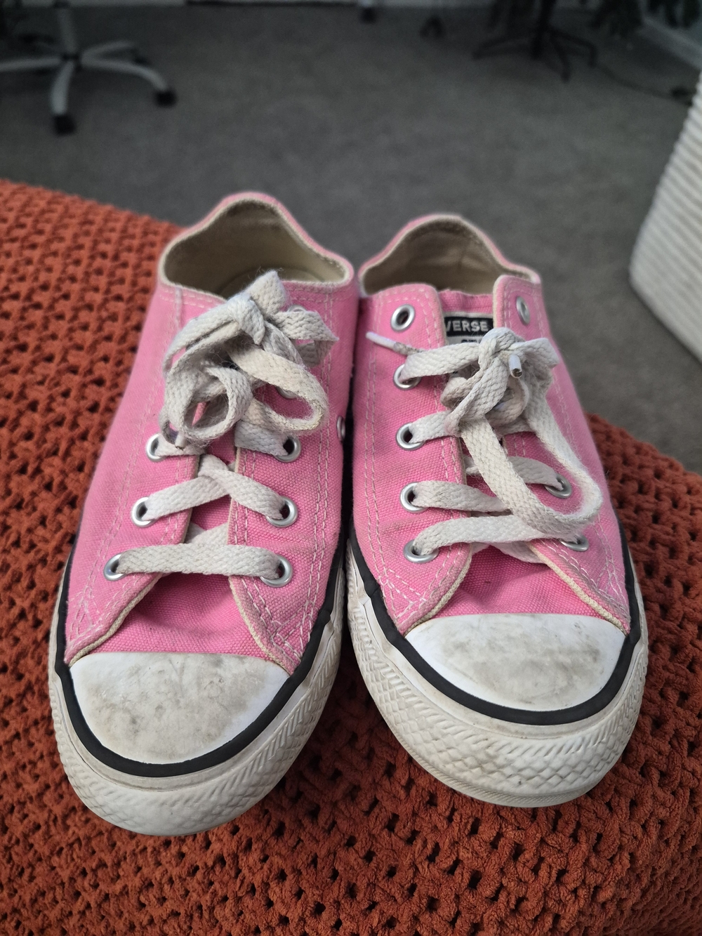 Converse Chuck Taylor All Star Low Top Pink Canvas Sneakers